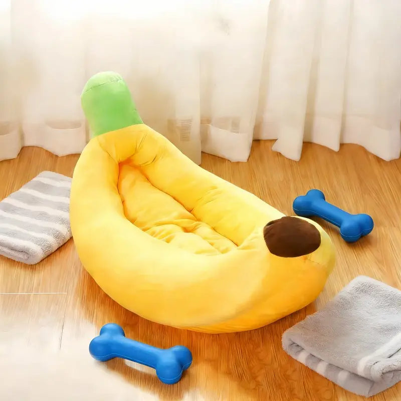 Cozy Banana Boat Pet Bed - Detachable, Washable, and Perfect for Small to Medium Cats and Dogs